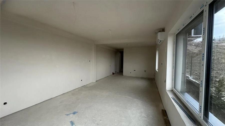 Duplex cu garaj si terasa panoramica 72 mp, Iris