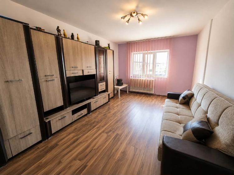 Apartament 2 camere decomandat – 52 mp – Târgu Jiu, Str. Lt. Col. Dumitru Petres