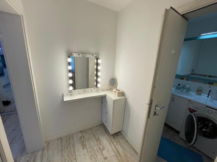 Închiriez apartament 3 camere complet mobilat si utilat