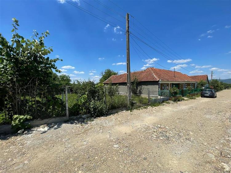 CASA LA TARA | 6770MP TEREN | JOSANI | BIHOR |