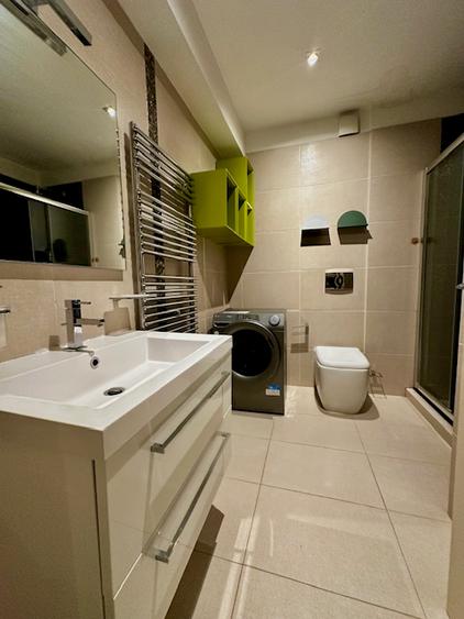 Vanzare apartament generos cu 3 camere/terasa 40mp Iancu Nicolae - Cambridge