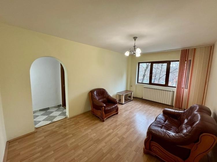 PODU ROS - 1001 ARTICOLE - 3 CAMERE 74MP - ETAJ 1 - RENOVAT TOTAL - LIBER !