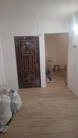 Apartament 2 camere de vanzare Apusului