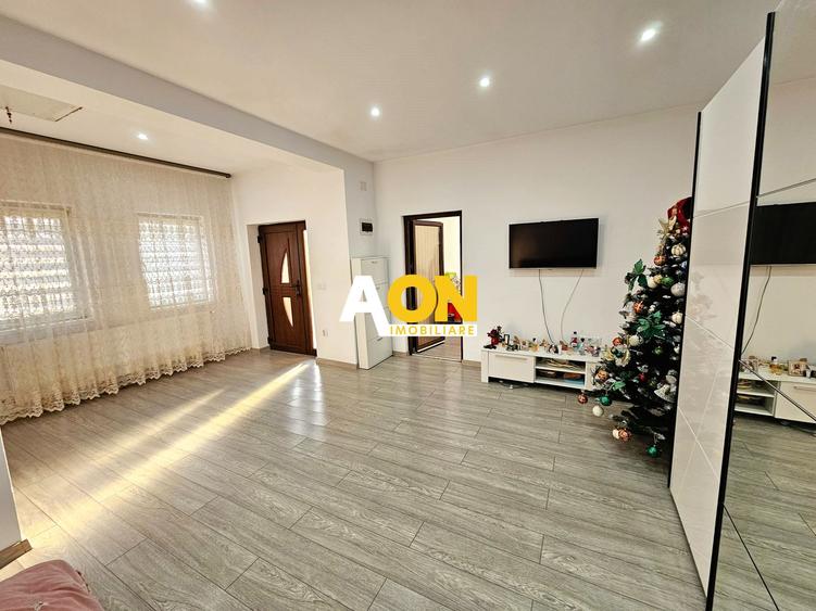 Casă 4 camere, renovată, mobilată, utilată, 410 mp teren, zona Centru