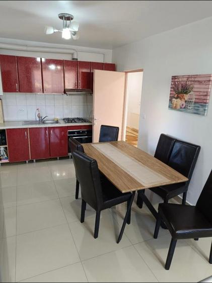 Apartament spațios cu 4 camere + living, în bloc nou – Calea Moldovei