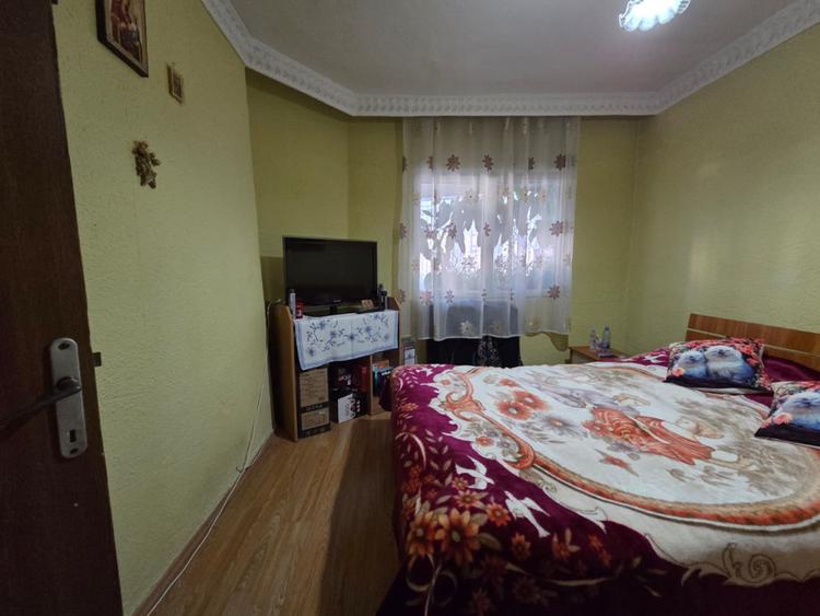 Apartament 4 Camere-decomandat-Dacia