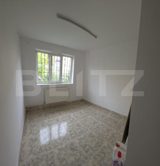 Spatiu comercial de vanzare, 85 mp, zona Decebal