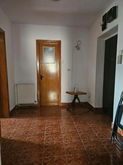 Bisericii Romane, apartament cu loc de parcare propriu, ideal pentru studenti