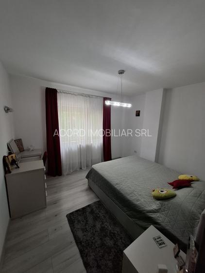 Apartament cu trei camere și loc de parcare în bloc nou din cartierul Km4 - 6