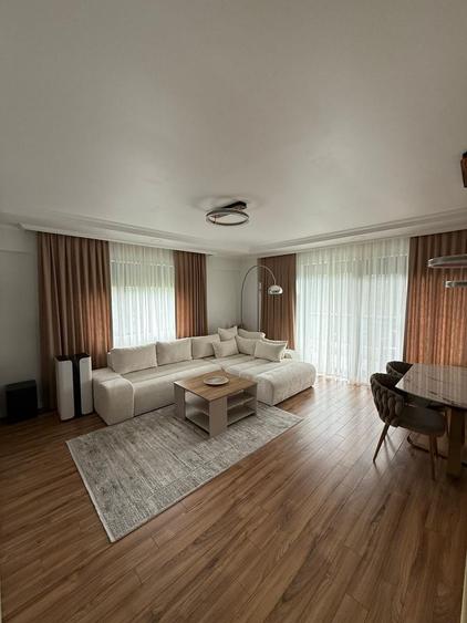 Apartament 3 Camere Premium Mobilat Utilat | View la Padure | Piscina