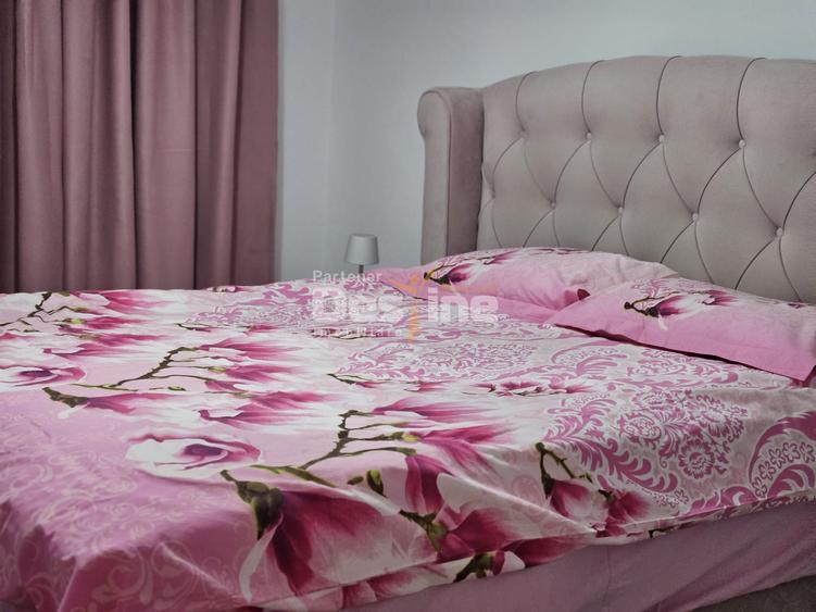 Apartament cu 2 camere decomandat, cu loc de parcare si balcon, zona Coresi