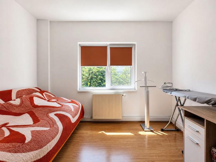 Apartament 4 camere decomandat, 2 băi, 2 balcoane