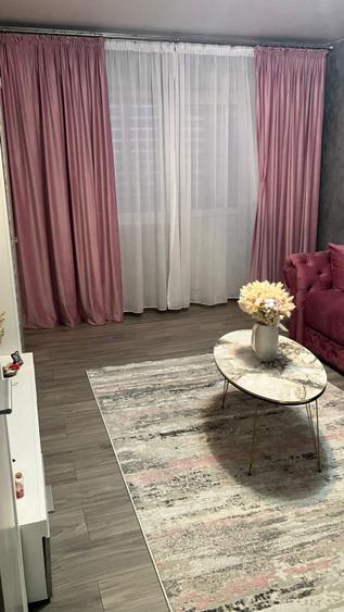 Apartament 2 camere decomandat, zona Segarcea