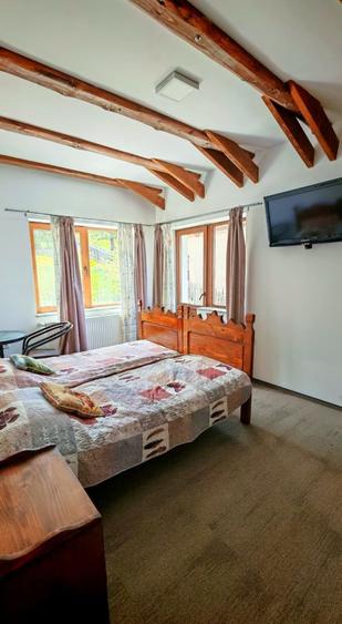 Casa / vila, pensiune investitie zona Sacele, Brasov
