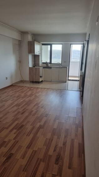 Apartament 3 camere în bloc nou, zona Kaufland