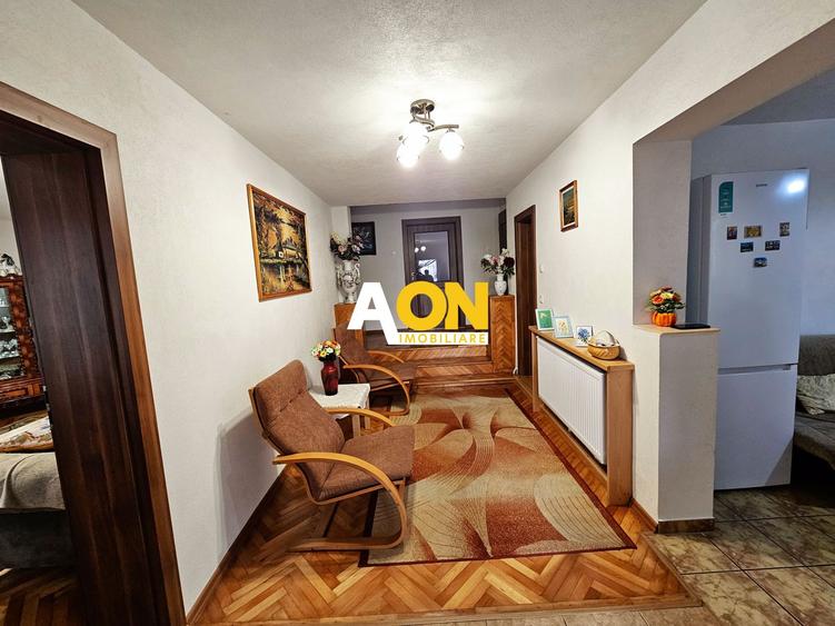 Casa 6 camere, 715 mp teren, langa Cetatea Alba Carolina