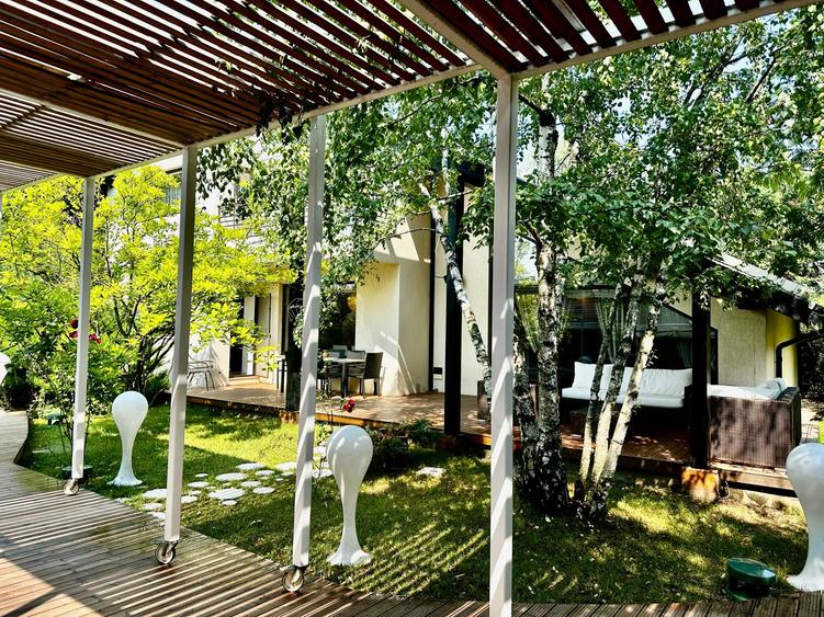Vila eleganta 360 mp, P+1, teren generos, jacuzzi și garaj – complex exclusivist