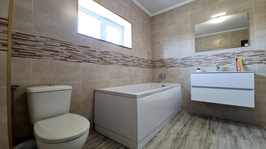 REFUGIUL TĂU DE LINIȘTE LÂNGĂ LEMPES – CASĂ MODERNĂ CU PRIVELIȘTE SPRE POSTĂVARU