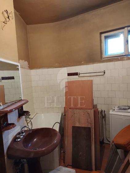 Apartament 4 camere în zona CLINICILOR