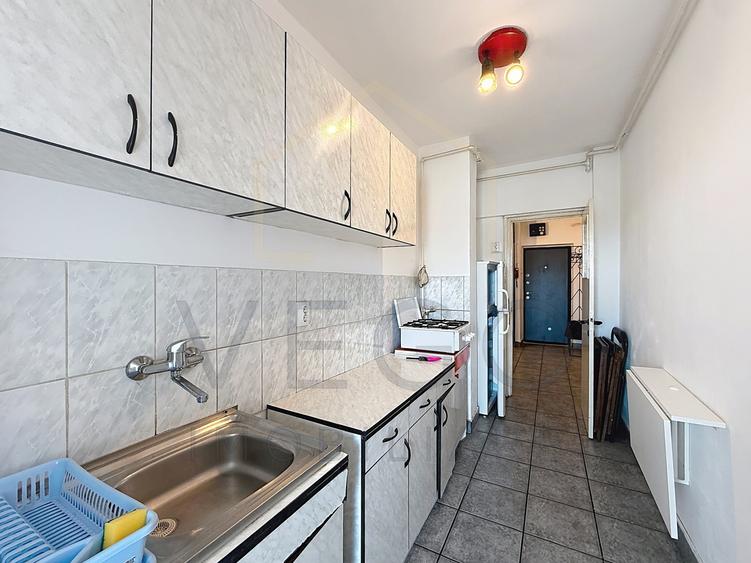 Apartament cu 1 camera decomandat, mobilat, utilat, zona N.Titulescu
