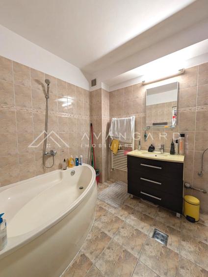 | Apartament 3 camere | 79 mp | Parcare subterana | Buna Ziua |