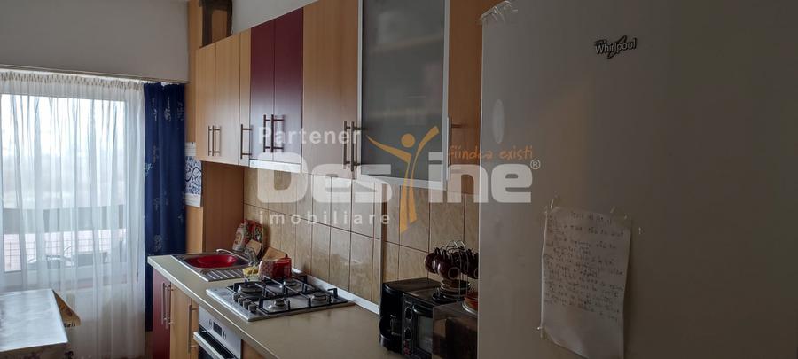 Apartament cu 1 camera ,decomandat , mobilat si renovat recent