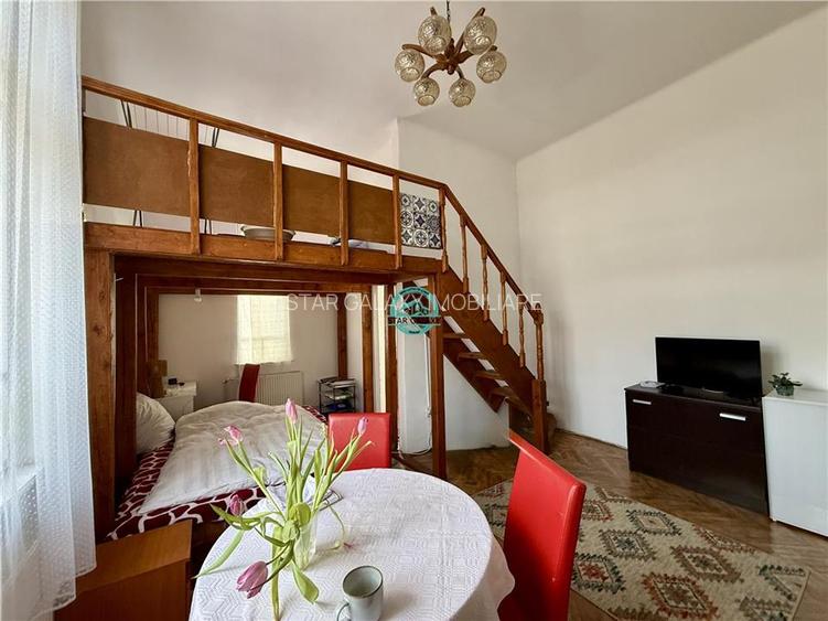 Vanzare apartament - 2 camere - impartit in 2 garsoniere in Centru - 2
