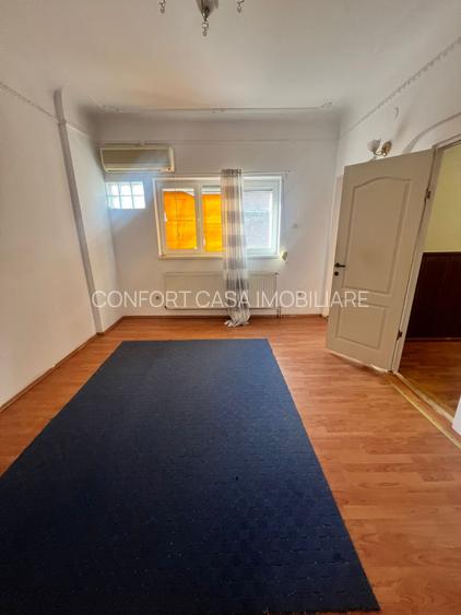 Calarasilor- Piata Muncii, vila 8 camere singur curte si teren 197 mp - 9