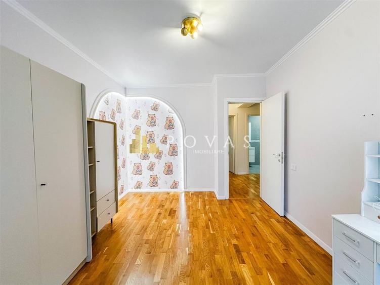 Vanzare Casa 5 Camere Pipera Rond OMV