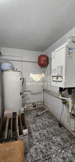 Vila 9 camere 300mp utili - teren 960mp