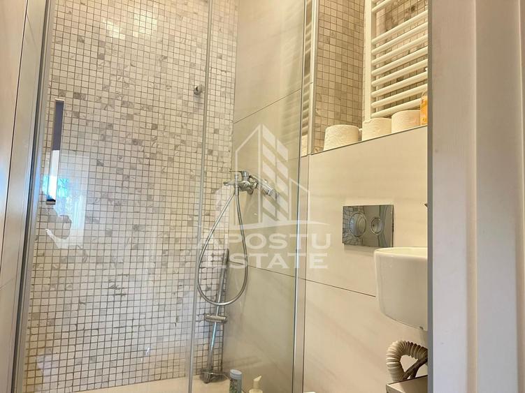 Apartament cu 4 camere, 2 bai în Piața Unirii, Timișoara