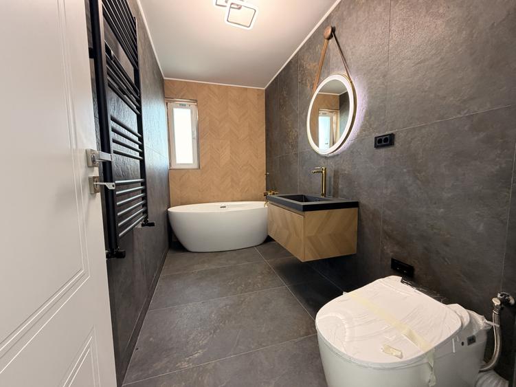 Penthouse 3 camere ultrafinisat de vanzare