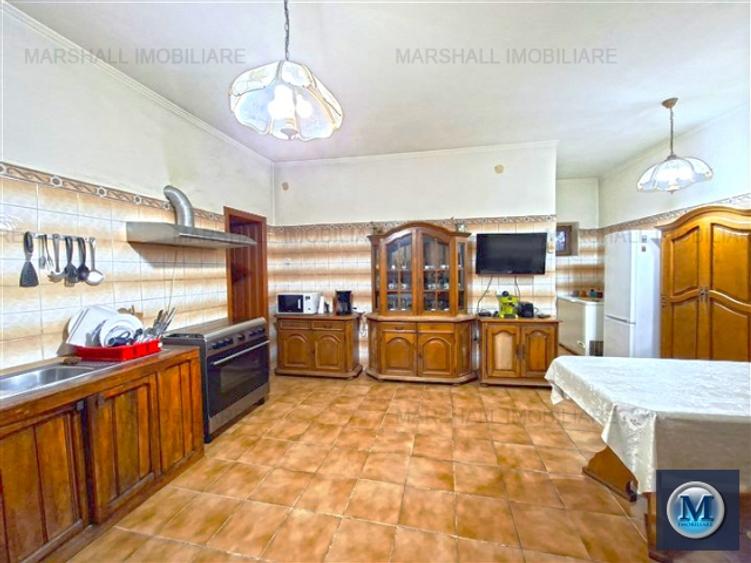 Casa cu 4 camere de vanzare, zona Lupeni, 259 mp #15444