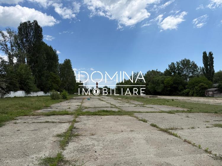 Teren intravilan *zona industrială - Agriculturii/Depozitelor - acces din 9 Mai*