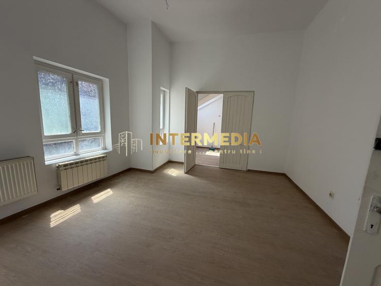 Camera Birou de Inchiriat cu acces si Parcari CENTRU UltraCentral Alba Iulia