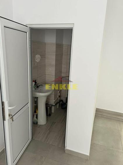 De inchiriat Spatiu Comercial, zona Luceafarul