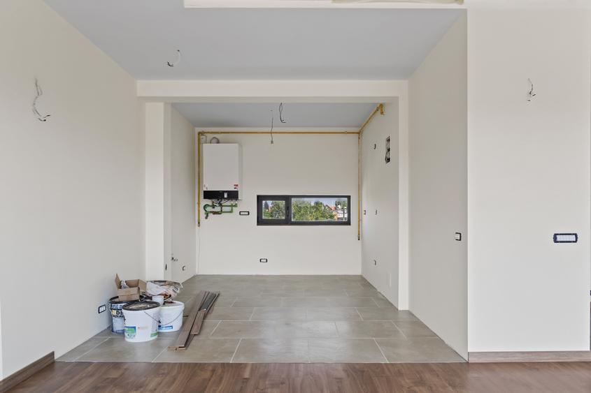 Cladire cu 5 apartamente de vanzare