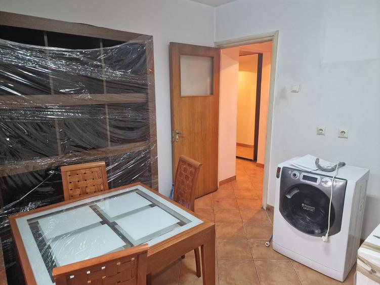 Drumul Taberei, Materna, apartament 2 camere, decomandat, etaj 1/4