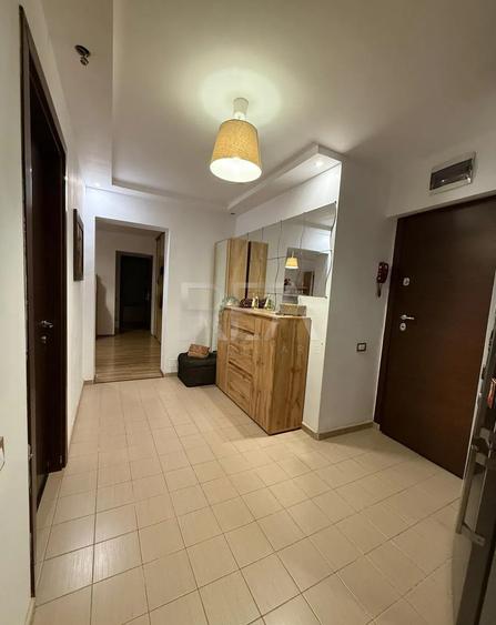 Apartament 3 Camere vedere spre parc Iore , aproape de metrou