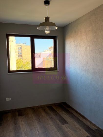 Spațiu de birouri de închiriat | Bd. Dacia – Aurel Vlaicu | 7 camere