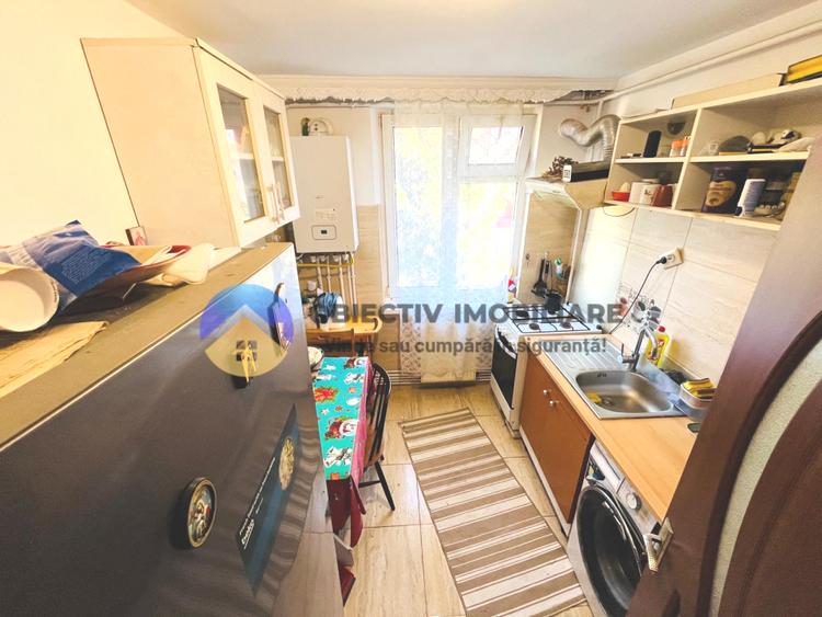 Apartament 2 camere – Zonǎ Centrală,etaj 3