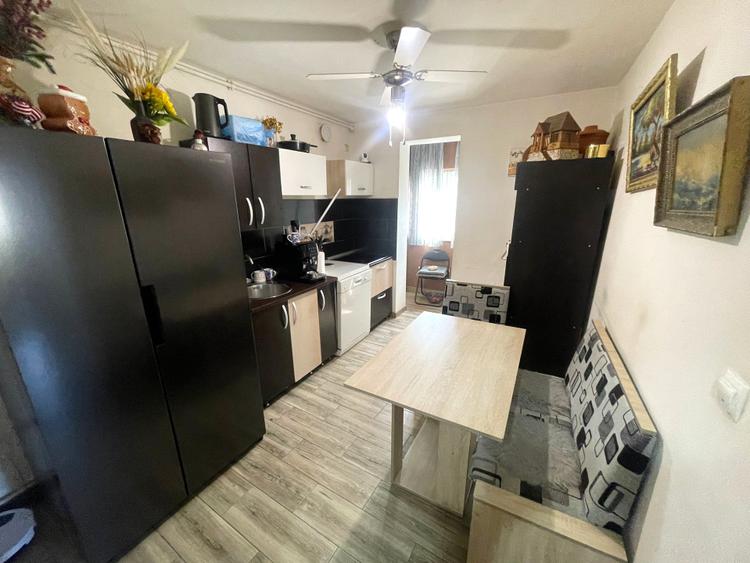 Apartament 3 camere | 63 mp | etaj 9 | zona Cetate
