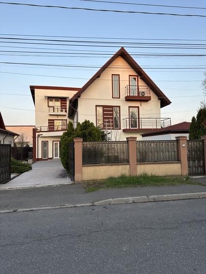 Casa de inchiriat- Otopeni- Zona centrala