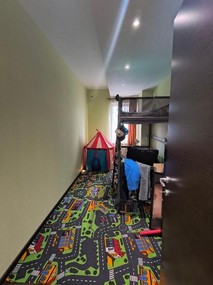 Apartament Jiului 3 camere