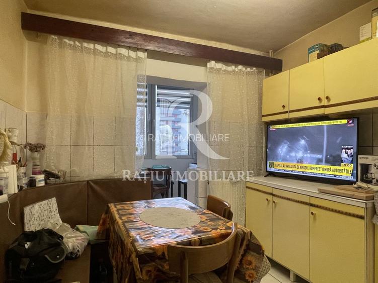 Apartament cu 3 camere  | Etaj intermediar | Calea Aradului | Oradea - 9