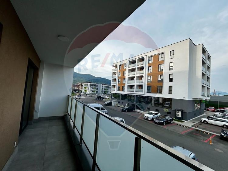 Apartament cu 2 camere de închiriat - strada Daliei -
