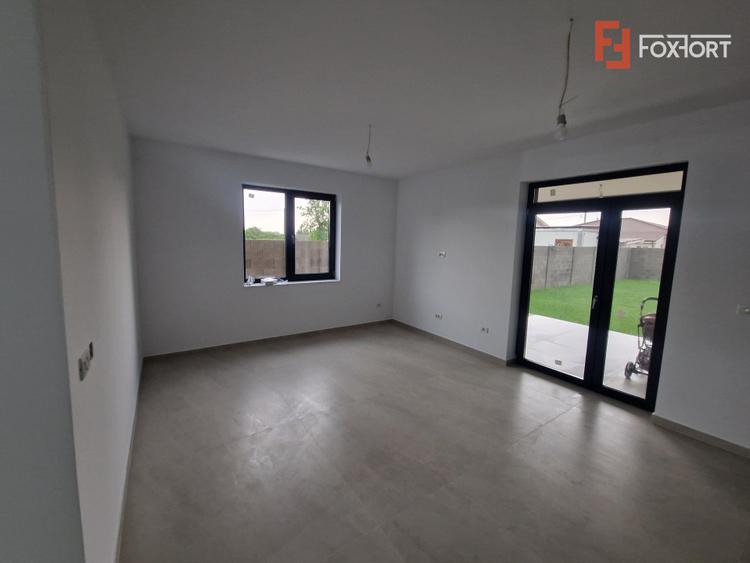 Duplex de vanzare, 4 camere, Mosnita Veche