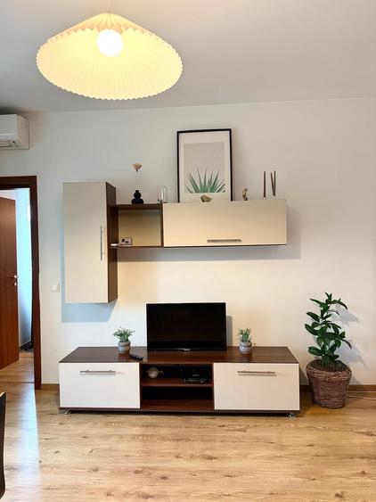 Piata Muncii / Apartament Mobilat / Bloc 2010 / Centrala Proprie/ Parcare Option
