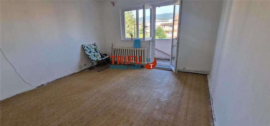 Apartament 2 camere de vanzare zona Cetate