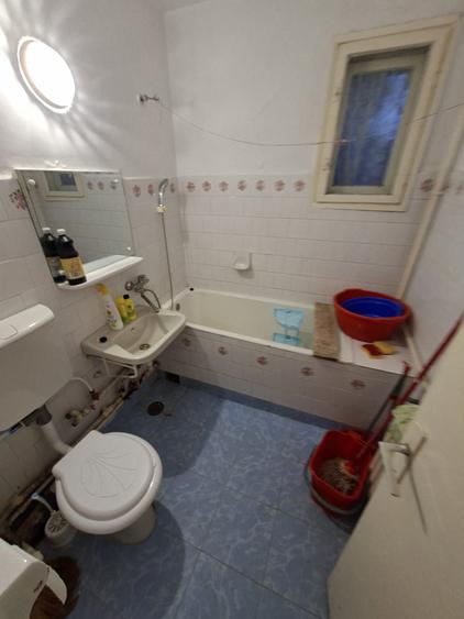 Apartament cu 2 camere, etajul 3/4, zona Tatarasi